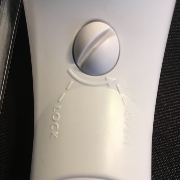 NIB BeautiControl Microderm Abrasion Buffer Tool - Picture 7 of 7